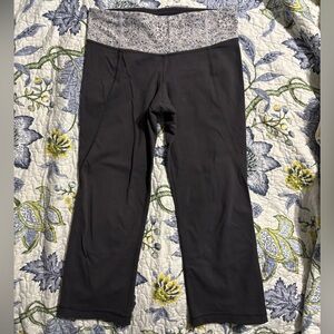Lululemon Athletica Capri Leggings with Floral Waistband